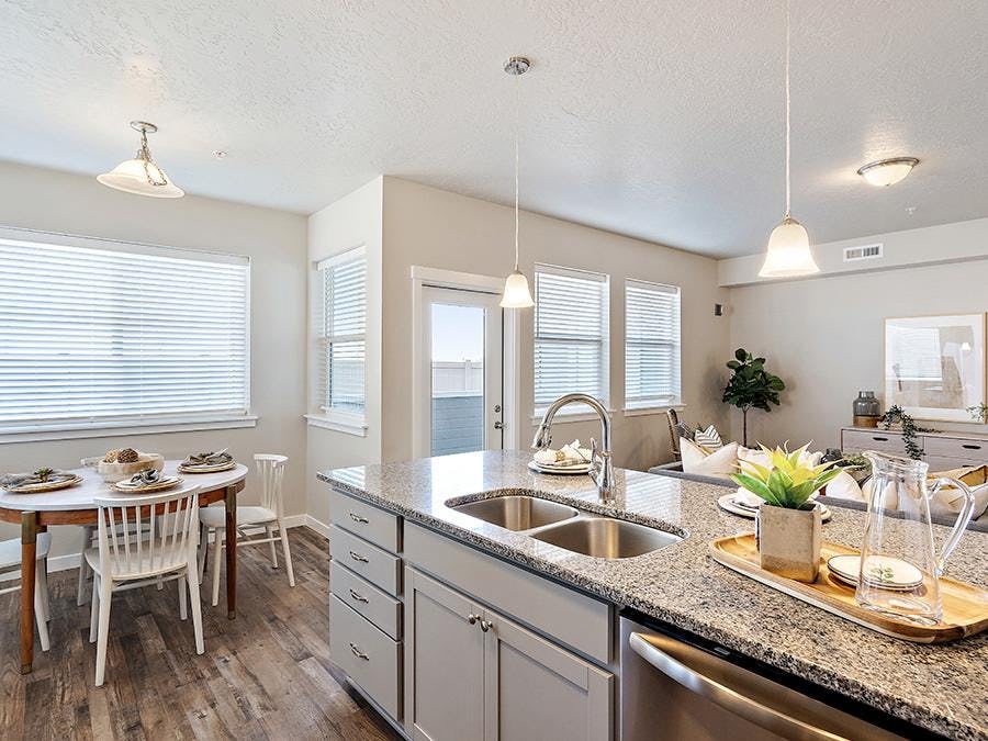 Broadview Place Townhomes Boise Idaho New Homes Hubble Homes